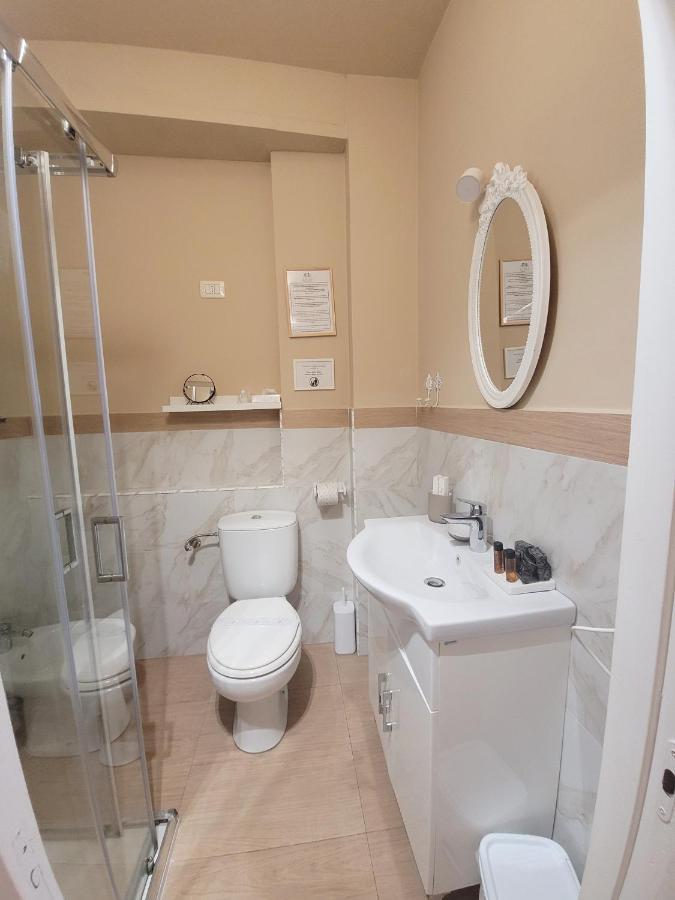 Joy's Ortigia Bed & Breakfast *